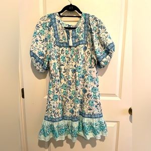 NWT Beautiful blue floral flouncy knee length dress